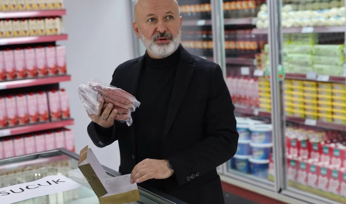 Sosyal yardımlarla ihtiyaç sahibi ailelere destek olmaya devam eden Kayseri