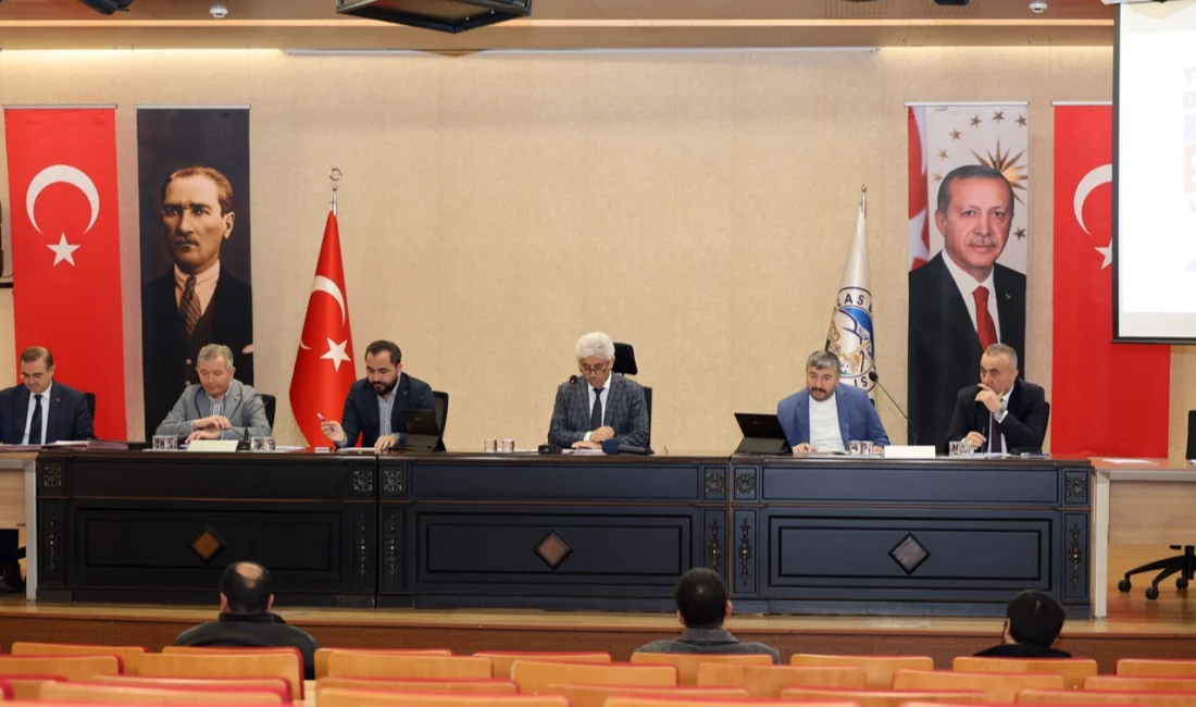 Kayseri Talas Belediyesi'nin ilçenin gözde lokasyonlarından Ali Dağı ve Erciyes