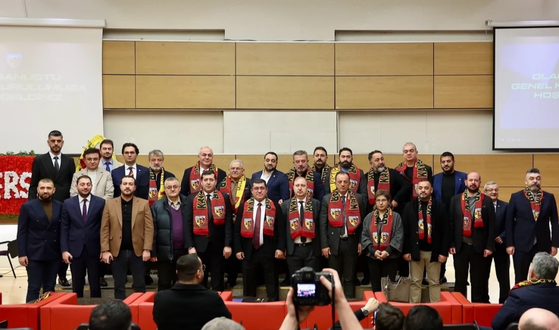 Kayseri Büyükşehir Belediye Başkanı Dr. Memduh Büyükkılıç, Kayserispor Olağanüstü Genel