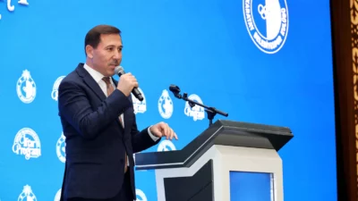 Karatay Belediye Başkanı Hasan Kılca, Karatay Belediyespor’un kulüp yöneticileri, antrenör