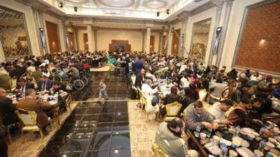 Kocaeli Büyükşehir Belediyesi’nin “Kardeşlik Sofrası” bu kez Mısır’ın başkenti Kahire’de