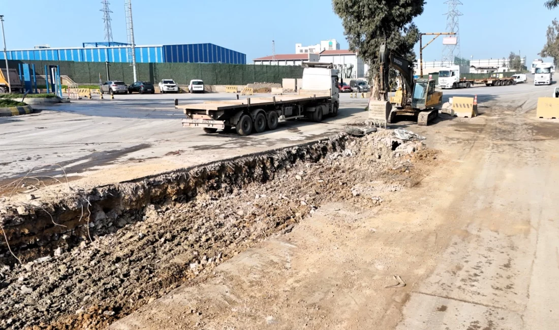 Kocaeli Büyükşehir Belediyesi, kent genelinde sürdürdüğü üstyapı çalışmalarıyla ulaşım konforunu