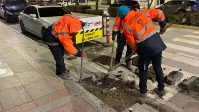 Kocaeli Büyükşehir Belediyesi, engelli bireylerin günlük yaşamını kolaylaştırmak ve kent
