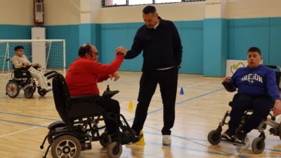 Kocaeli Büyükşehir Belediyesi’nin özel gereksinimli bireylerin sosyal hayata katılımını desteklemek