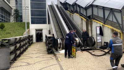 Kocaeli Büyükşehir Belediyesi, vatandaşların konforlu ulaşımının kesintisiz sürmesi amacıyla kent