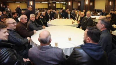 Kocaeli Büyükşehir Belediye Başkanı Tahir Büyükakın’ın çiftçi ve üreticilerle yakınlığı