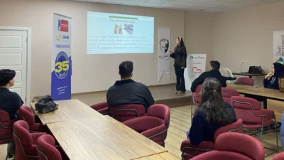 Kocaeli İzmit Belediyesi, Erasmus ve Avrupa Dayanışma Programı hakkında düzenlediği