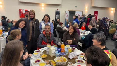 Kocaeli'de İzmit Belediyesi, özel bireyler ve ailelerini Dernekler Yerleşkesi’nde düzenlenen