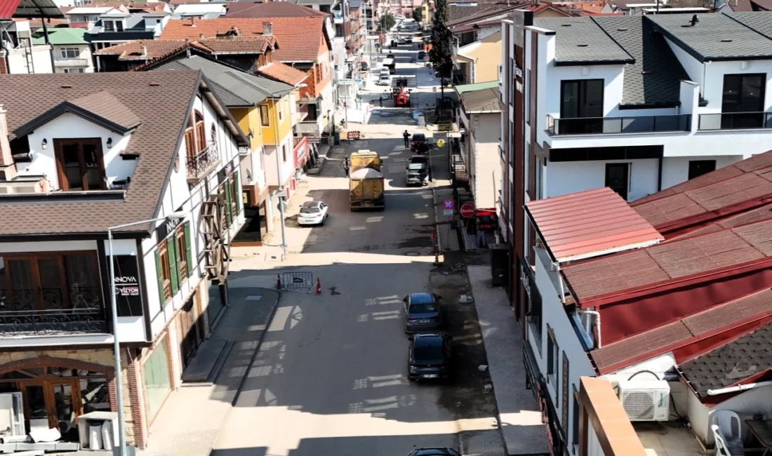 Kocaeli Büyükşehir Belediyesi, kent genelinde sürdürdüğü üstyapı yatırımlarına bir yenisini