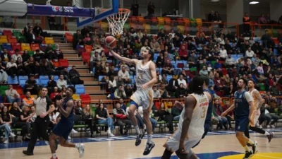 Türkiye Sigorta Basketbol Ligi’nin 28. haftasında Konya Büyükşehir Belediyespor, Çayırova