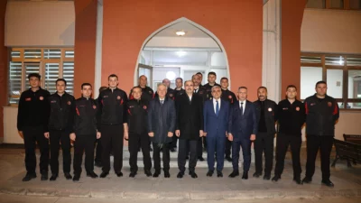 Konya Büyükşehir Belediye Başkanı Uğur İbrahim Altay, iftar sonrası Büyükşehir