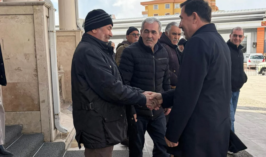 Konya Karatay Belediye Başkanı Hasan Kılca, ilçenin farklı noktalarında devam