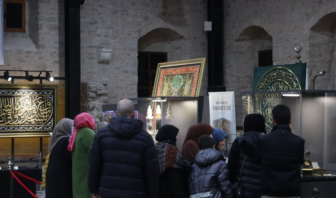Konya Büyükşehir Belediyesi, Ramazan ayında “Mukaddes Emanetler” sergisini Konyalılarla buluşturmaya