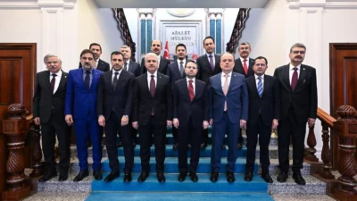 Konya heyeti, Adalet Bakanı Akın Gürlek'i ziyaret etti. Vali İbrahim