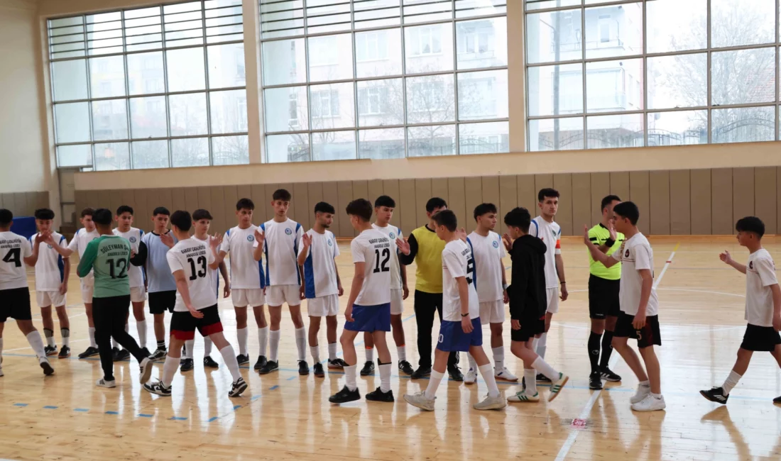 Konya Karatay’da, Liseler Arası Kardeşlik ve Dostluk 2. Futsal Turnuvası