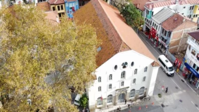 Kültür ve Turizm Bakanlığı, SİT dışı tescilli taşınmazların komşu parsellerindeki