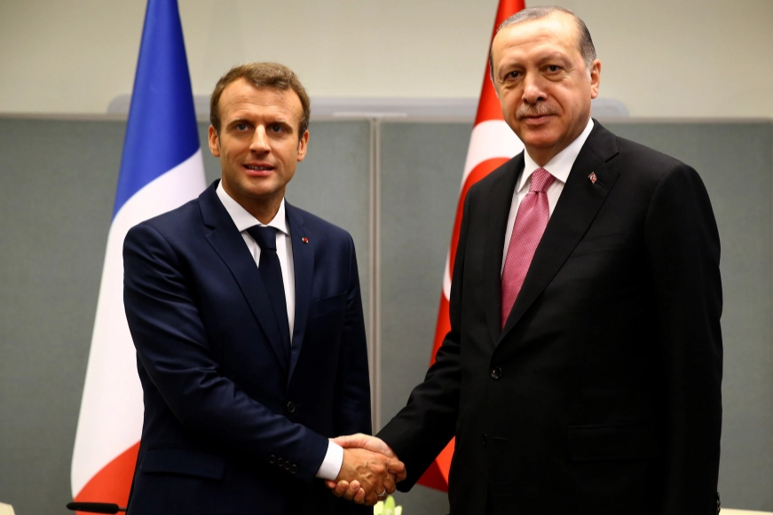Cumhurbaşkanı Recep Tayyip Erdoğan, Fransa Cumhurbaşkanı Emmanuel Macron ile yaptığı