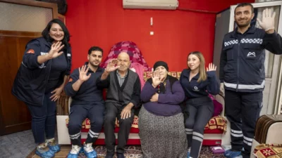 Mersin Büyükşehir Belediyesi, yurttaşların doğumdan yaş almaya her anında yanında