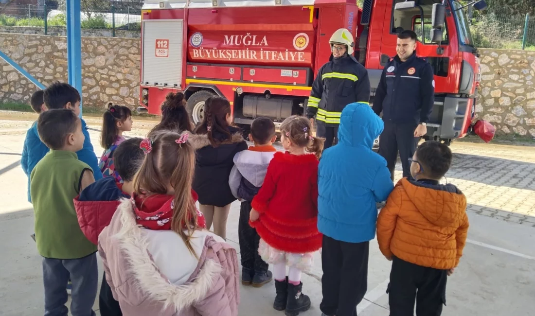 Muğla Büyükşehir Belediyesi İtfaiye ekipleri, Ula Kızılyaka İlköğretim Okulu ana