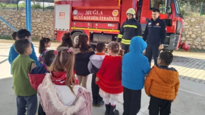Muğla Büyükşehir Belediyesi İtfaiye ekipleri, Ula Kızılyaka İlköğretim Okulu ana