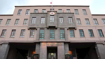 Milli Savunma Bakanlığı, İran’dan ateşlenerek Irak ve Suriye hava sahasını