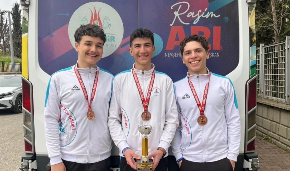 Türkiye Okçuluk Federasyonu tarafından Antalya’da düzenlenen Makaralı Yay U-21 Erkekler