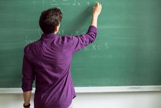 Milli Eğitim Bakanlığı tarafından hazırlanan “Öğretmenlik Mesleğine Hazırlık Eğitimi Yönetmeliği”,