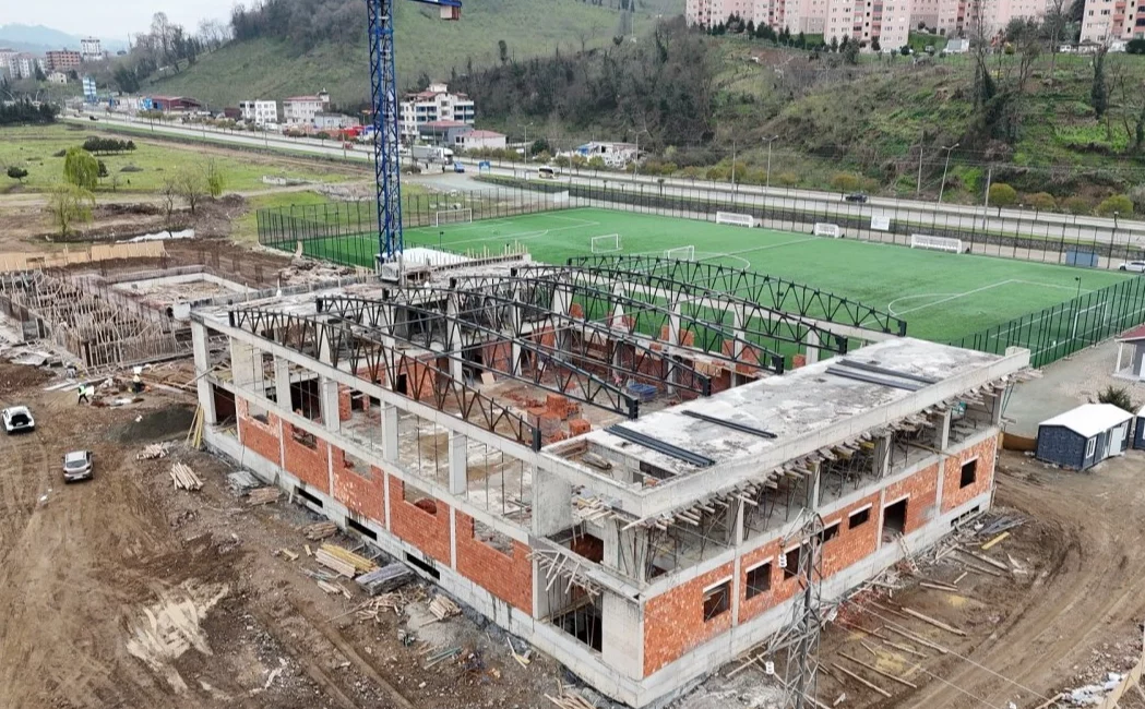 Ordu’nun Altınordu ilçesinde bulunan Eskipazar Mahallesi Büyükşehir Belediye Başkanı Dr.