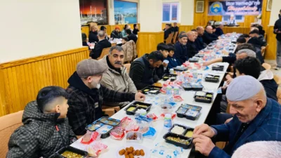 Pendik Ağrılılar Derneği tarafından Ramazan ayı dolayısıyla düzenlenen birlik ve