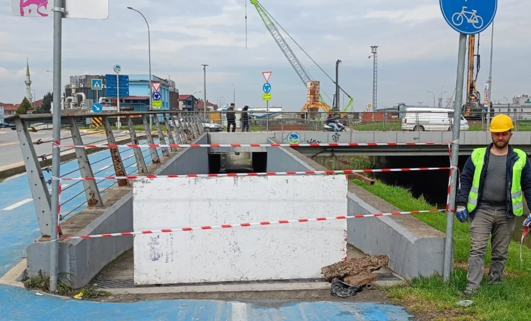 Sakarya Büyükşehir Belediyesi tarafından yapılan açıklamada, Yazlık Katlı Kavşağı projesi