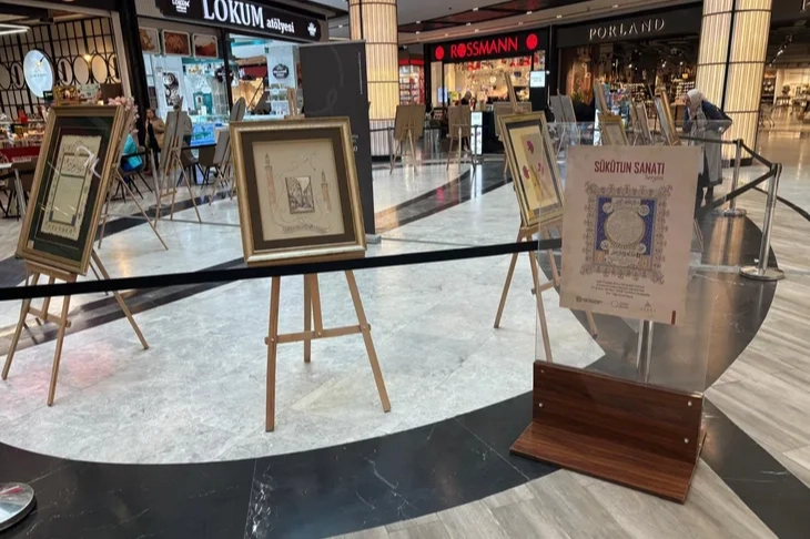 Bursa Olgunlaşma Enstitüsü atölyelerinde titizlikle hazırlanan Hat, Tezhip, Minyatür ve