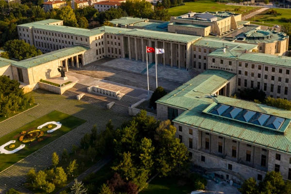 TBMM Genel Kurulu yeni haftada yoğun gündemle toplanacak. Milli Savunma