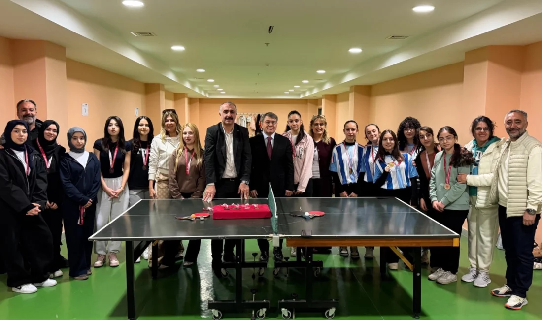 Bursa'da Okul Sporları 2. Küme Mudanya Genç Kızlar Masa Tenisi