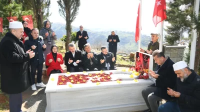 Trabzon Büyükşehir Belediye Başkanı Ahmet Metin Genç, Şehit Hava Pilot