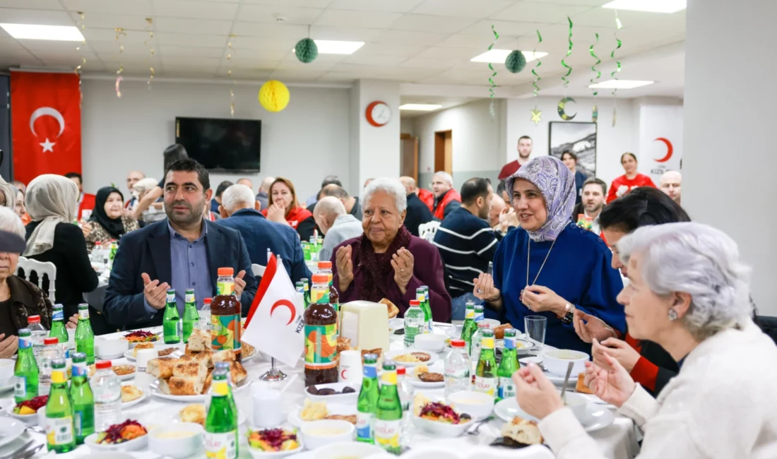 Türk Kızılay, Düzce Kaynaşlı-Akçakoca Huzurevi ve Yaşlı Bakım Merkezi’ndeki iftarda