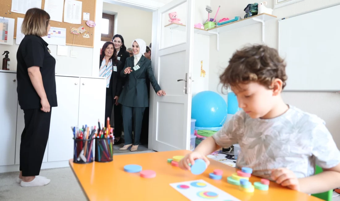 Aile ve Sosyal Hizmetler Bakanlığı, 2 Nisan Dünya Otizm Farkındalık