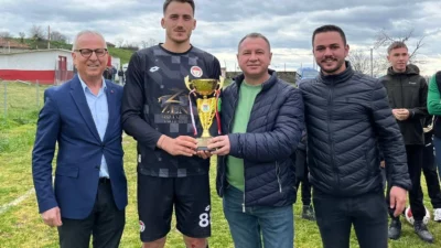 Edirne 1. Amatör Lig B Grubu'nda sezon boyu sürdürdüğü istikrarlı