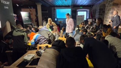 Yeşilay İzmir Şubesi, Erasmus+ desteğiyle yürüttüğü projede koruma altındaki çocukları