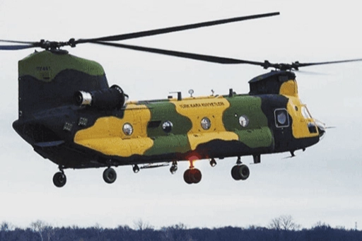 Kara Havacılık Komutanlığı’na ait CH-47 tipi ağır nakliye helikopteri, Ankara