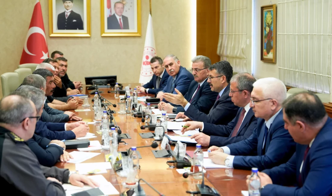İçişleri Bakanlığı koordinasyonunda Ankara’da düzenlenen toplantıda, maden işçilerinin süren eylemleri