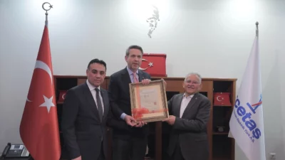 Kayseri’de enerji yatırımlarının öncü kuruluşlarından KCETAŞ’ı ziyaret eden Enerji ve