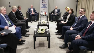 Milli Eğitim Bakanı Yusuf Tekin, İstanbul’da düzenlenen OECD Beceriler Zirvesi’nde