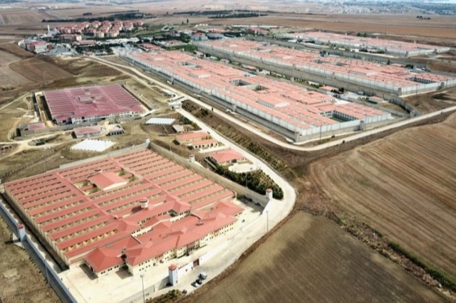 Marmara Ceza İnfaz Kurumu’ndaki duruşma salonları ve tutuklu haklarına ilişkin