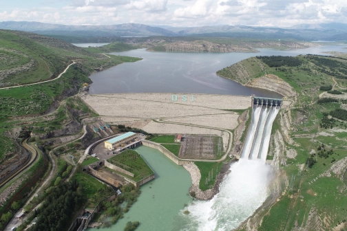 Batman Valiliği, yoğun yağışlar sonrası Batman Barajı’ndan kontrollü su tahliyesi