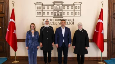 Bilecik’in Pazaryeri İlçe Belediye Başkanı Zekiye Tekin, Aile ve Sosyal