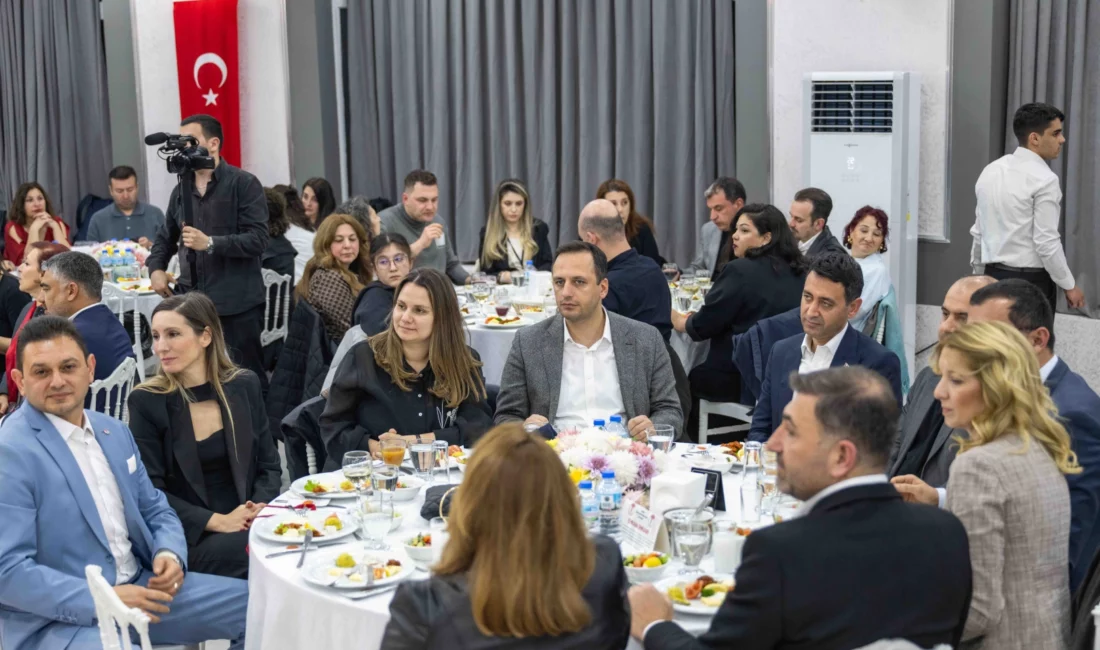 Bornova Belediyesi, 18. Genel Kurulu’nu İzmir’de gerçekleştiren Tekstil Mühendisleri Odası’nın