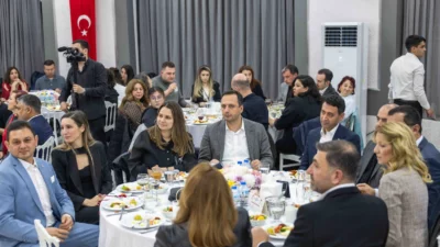 Bornova Belediyesi, 18. Genel Kurulu’nu İzmir’de gerçekleştiren Tekstil Mühendisleri Odası’nın