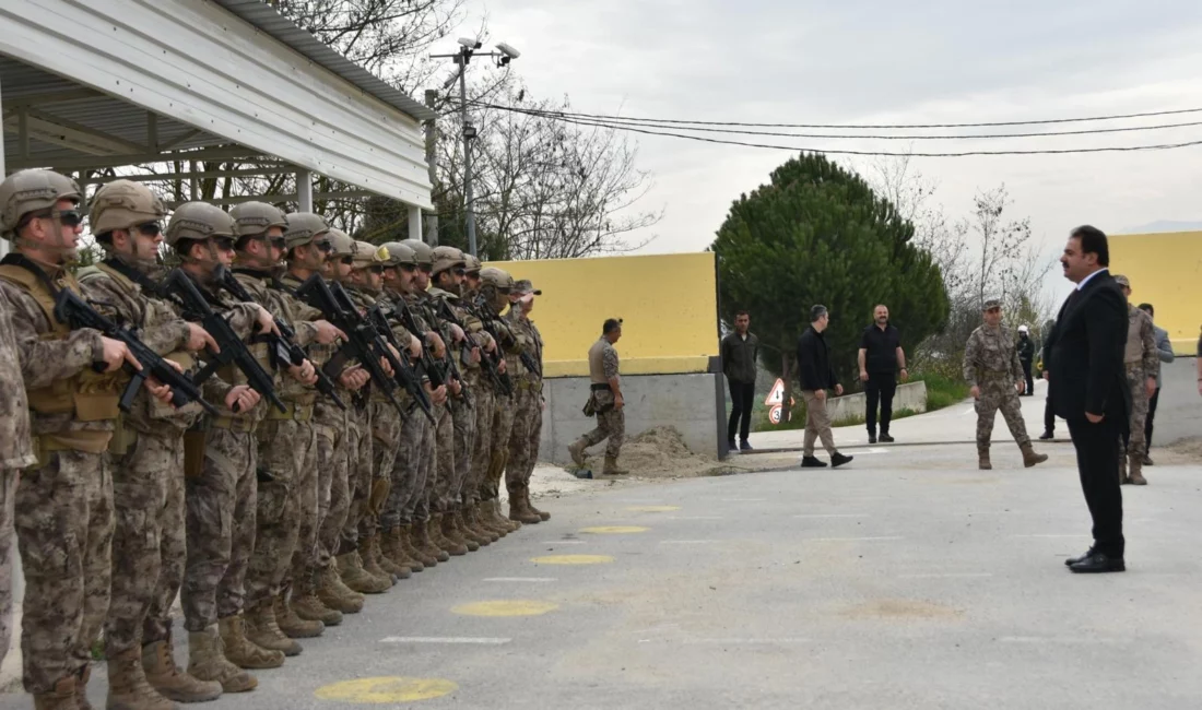 Bursa İl Emniyet Müdürü Kadir Gökce, Ay Yıldız Atış Poligonu’nda