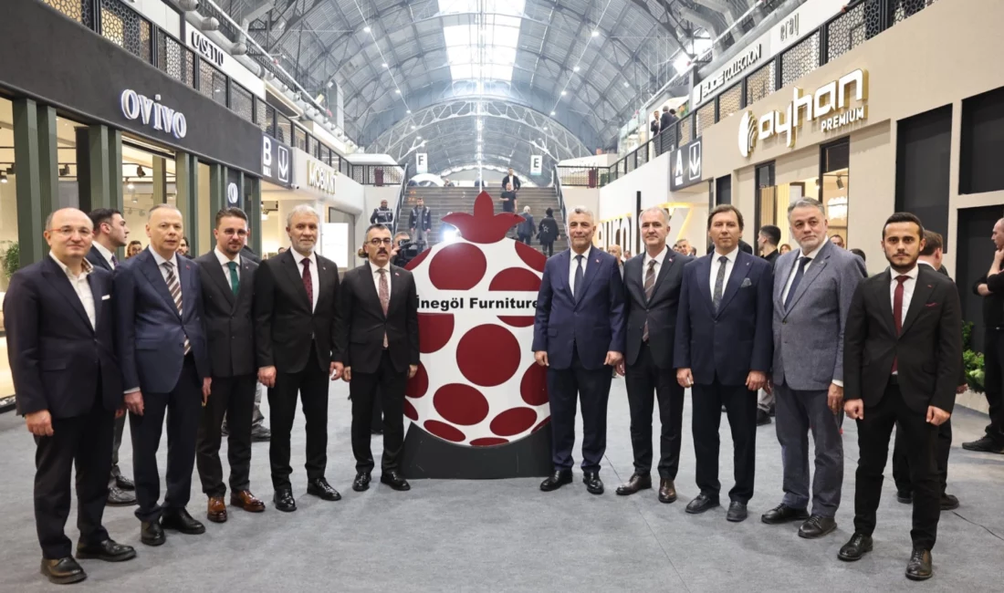 Ticaret Bakanı Ömer Bolat, 54. Uluslararası İnegöl Mobilya Fuarı’nda sektör