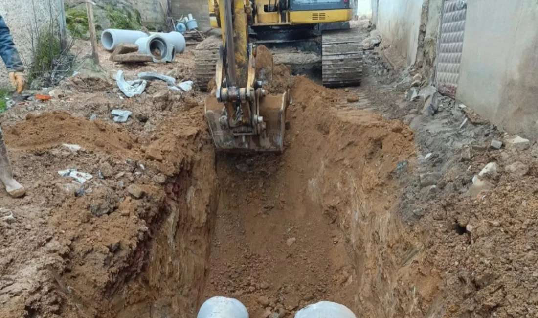 Bursa Büyükşehir Belediyesi, BUSKİ ekipleriyle İznik’in Müşküle Mahallesi’nde içme suyu,